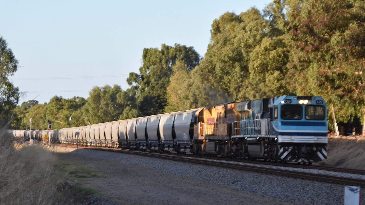 CBH122 & AC4306 haul 4S58
