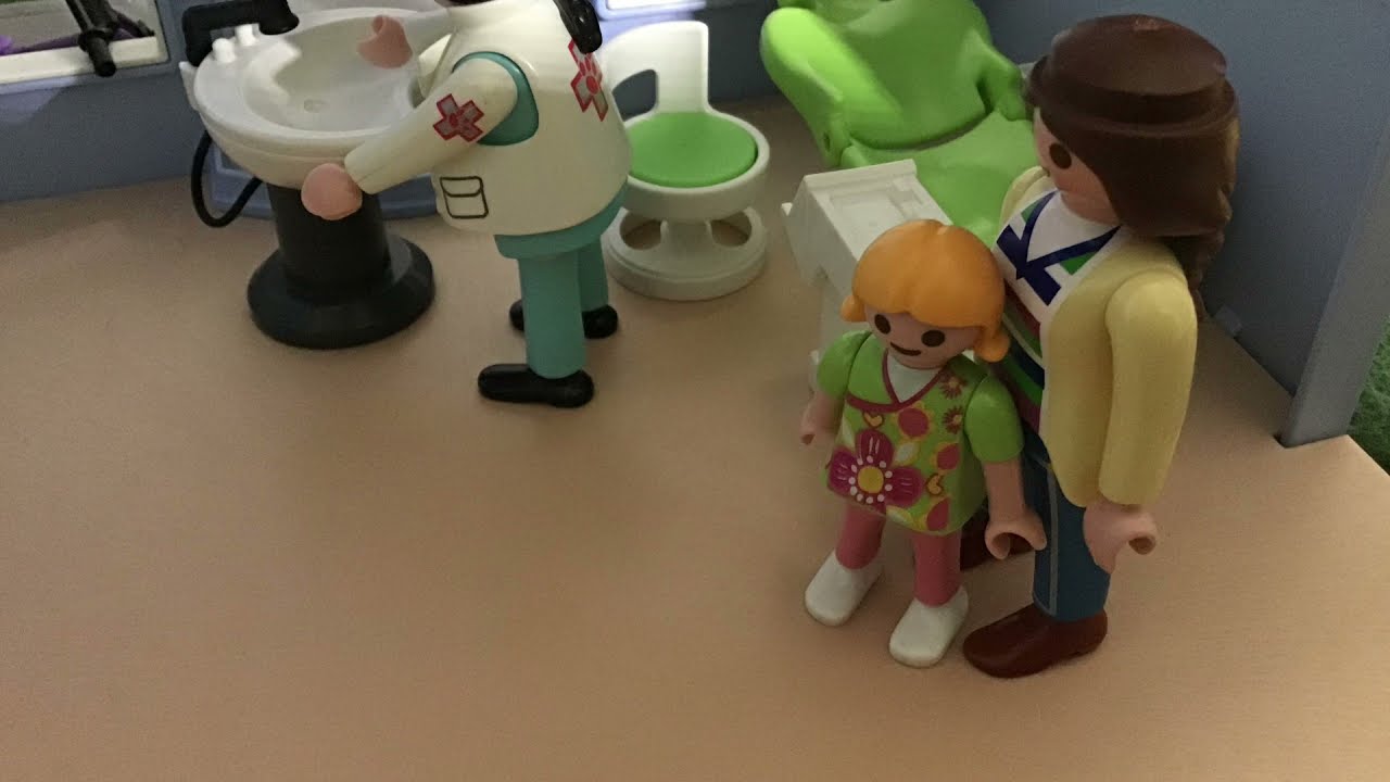 Johanna hat Zahnschmerzen und muss zum Zahnarzt🦷👩‍⚕️