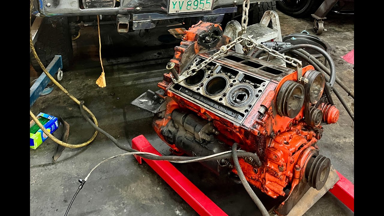 Демонтаж двигателя Detroit Diesel 6V53T