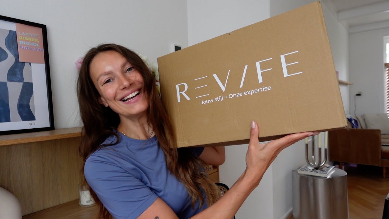 Stylist kiest mijn kleding REVIFE! Stylequiz + unboxing (5 outfits!) | Aimée van der Pijl