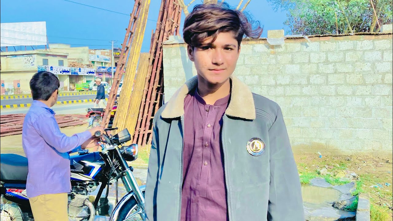 aj hamny nadir ki gadi sarvcia karwai hai #youtubeshorts #ytshorts #shorts 