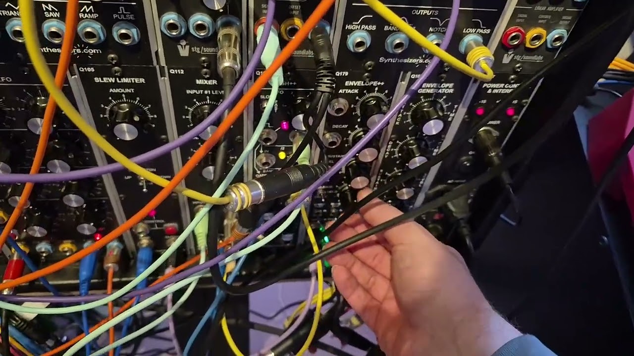 ♫ Jamming With a Bunch of Synths ♫ ----- (199)