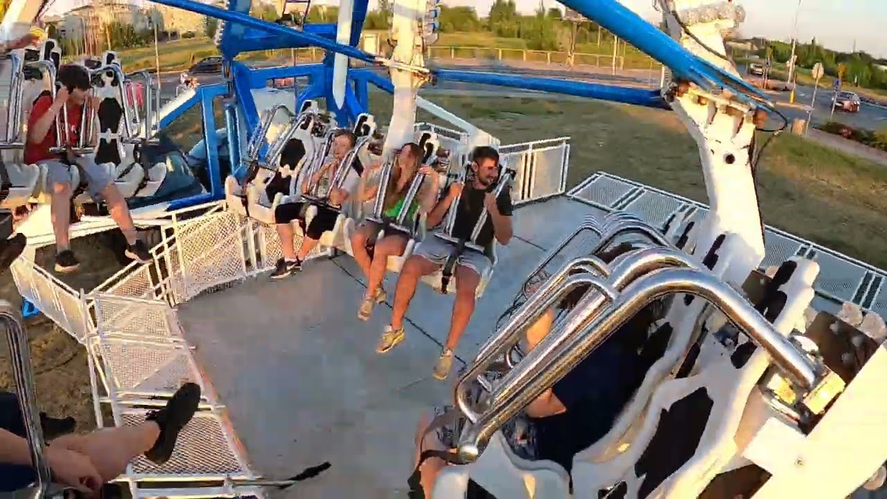 Karuzela Rolling Stones / Extreme (Lunapark Navratil) On ride 1 - W-wa (Białołęka) - Czerwiec 2022