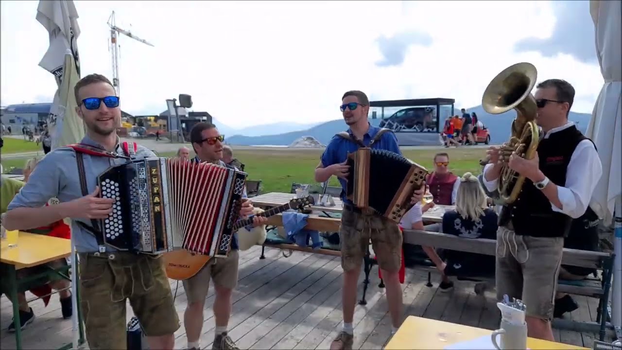 Mein Herz schlägt nur für Dich  -  Zommhucka Musi