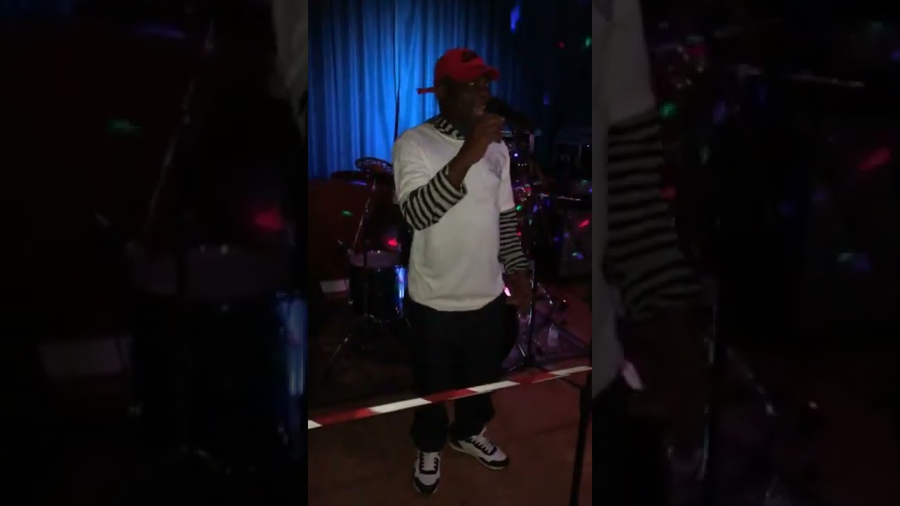 Hélder Camblé Banda Equador