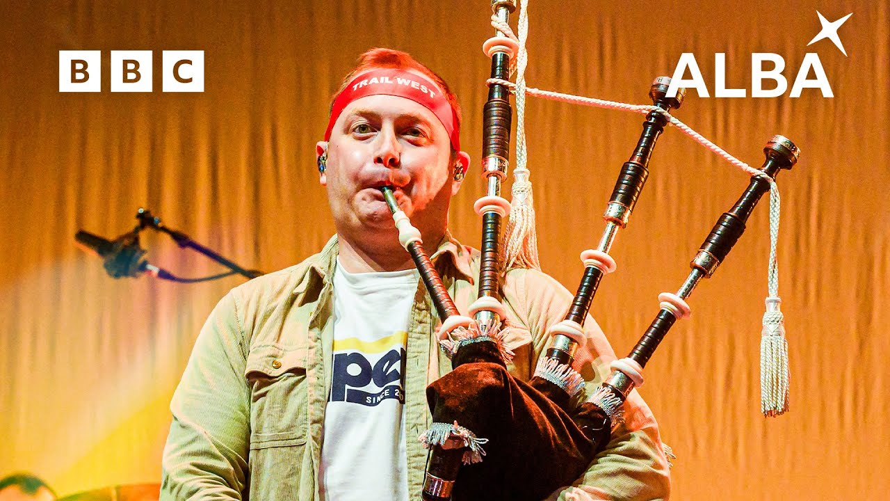 Trail West - Air An Traigh | Hoolie 2023 | BBC ALBA