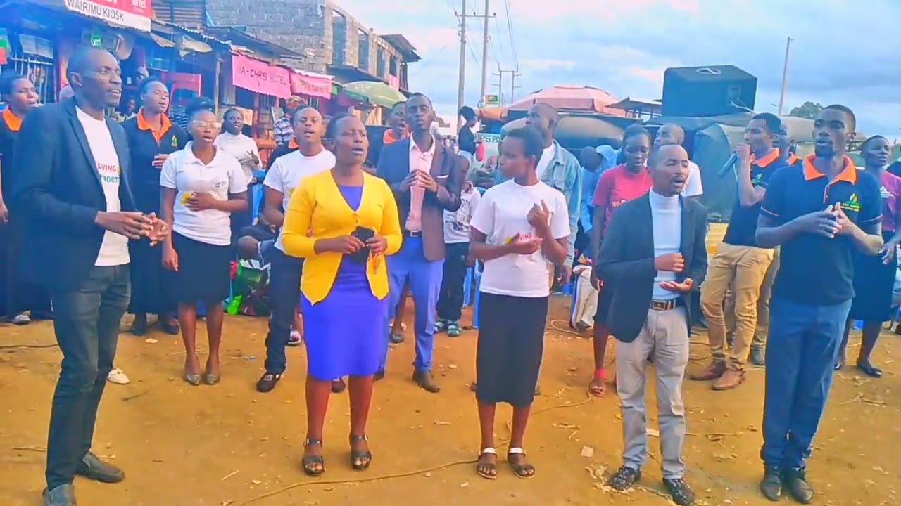 SDA WITEITHIE YOUTHS PERFORMING FAMILIA LIVE AT WITEITHIE MARKET