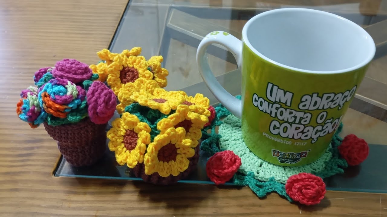 Vasinho de Rosas e Cestinho de Girassóis Porta Copos - parte 1