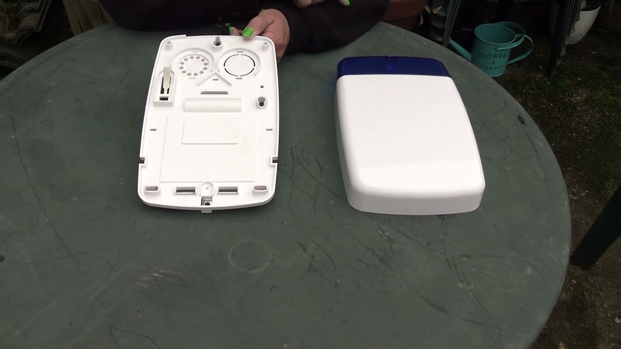How to change your old burglar alarm sounder | sounder past its best