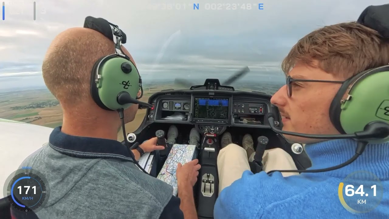 Vol d'instruction (26e leçon) Navigation vers l'aéroport de Beauvais en Elixir Aircraft