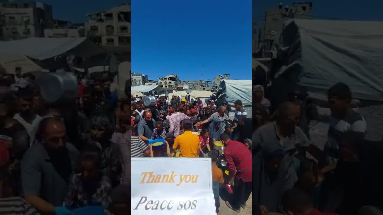 Chaos during the food distribution in Gaza