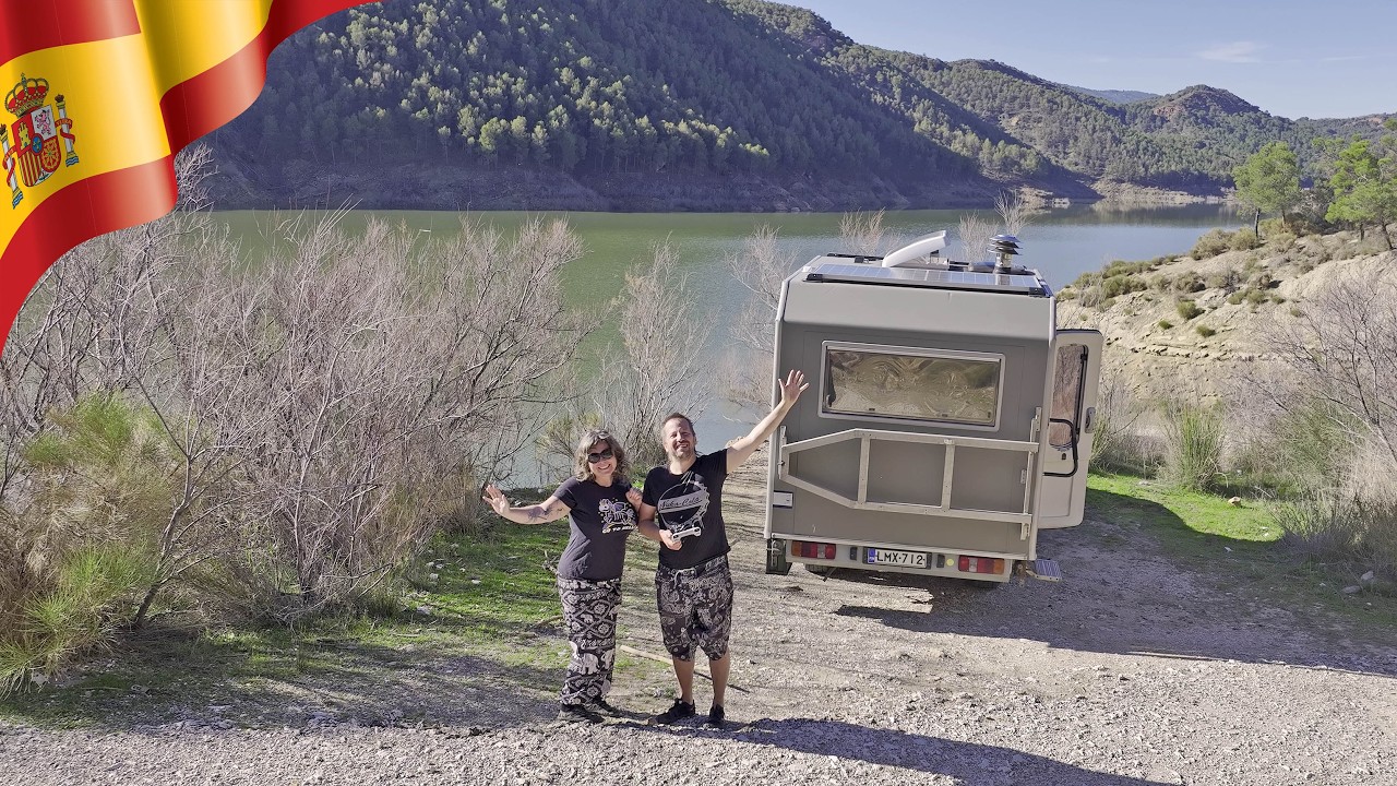 Жизнь в автодоме на колесах // Сельская местность Испании