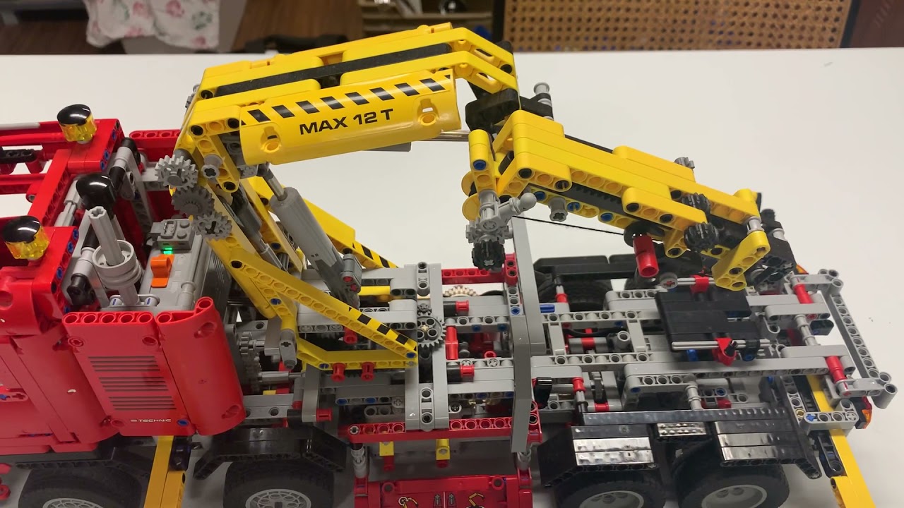 Lego 8258 Truck & Crane