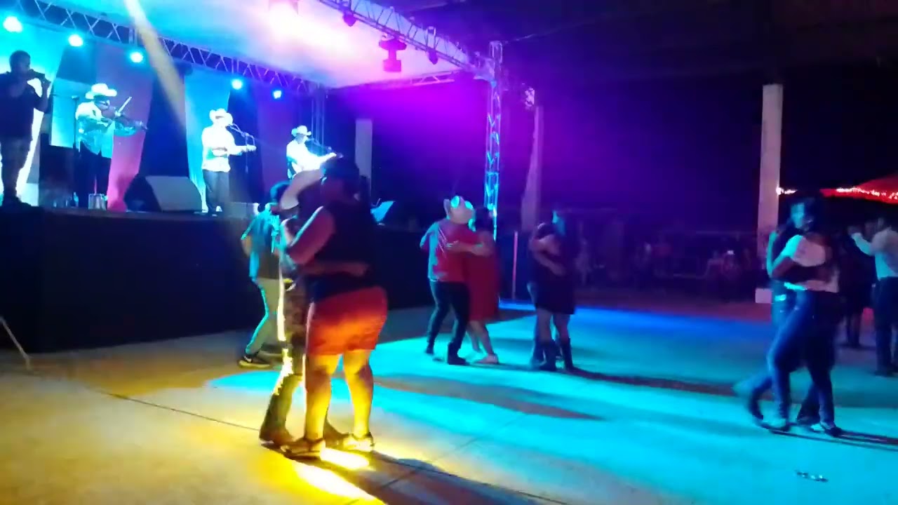 XV a&ntilde;os..Tr&iacute;o Alborada Hidalguense La Ameca Pisaflores Hgo..Los tres pelones