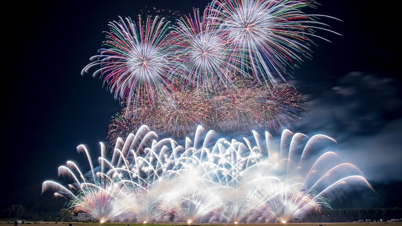 [HDR] にし阿波の花火 2025 オープニング 「Shake It Off!」 信州煙火工業 ♪Shake It Off / Taylor Swift
