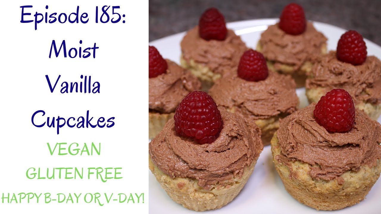 Moist Vanilla Cupcakes // Gluten Free, Vegan