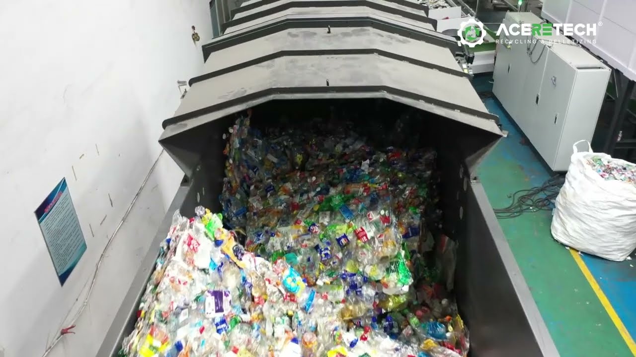 PET bottle debaler, vibrating and trommel selection system 7000kg per hour Aceretech