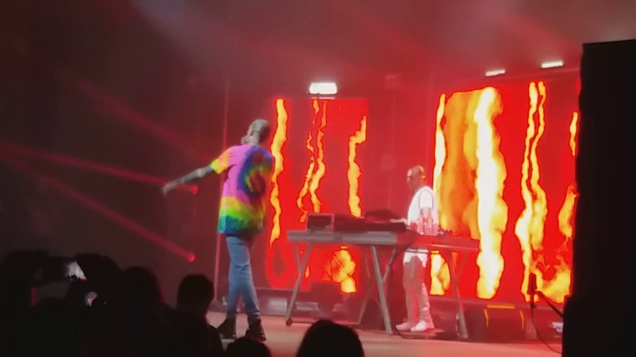 Gemitaiz FUORI live Concerto Torino 2018