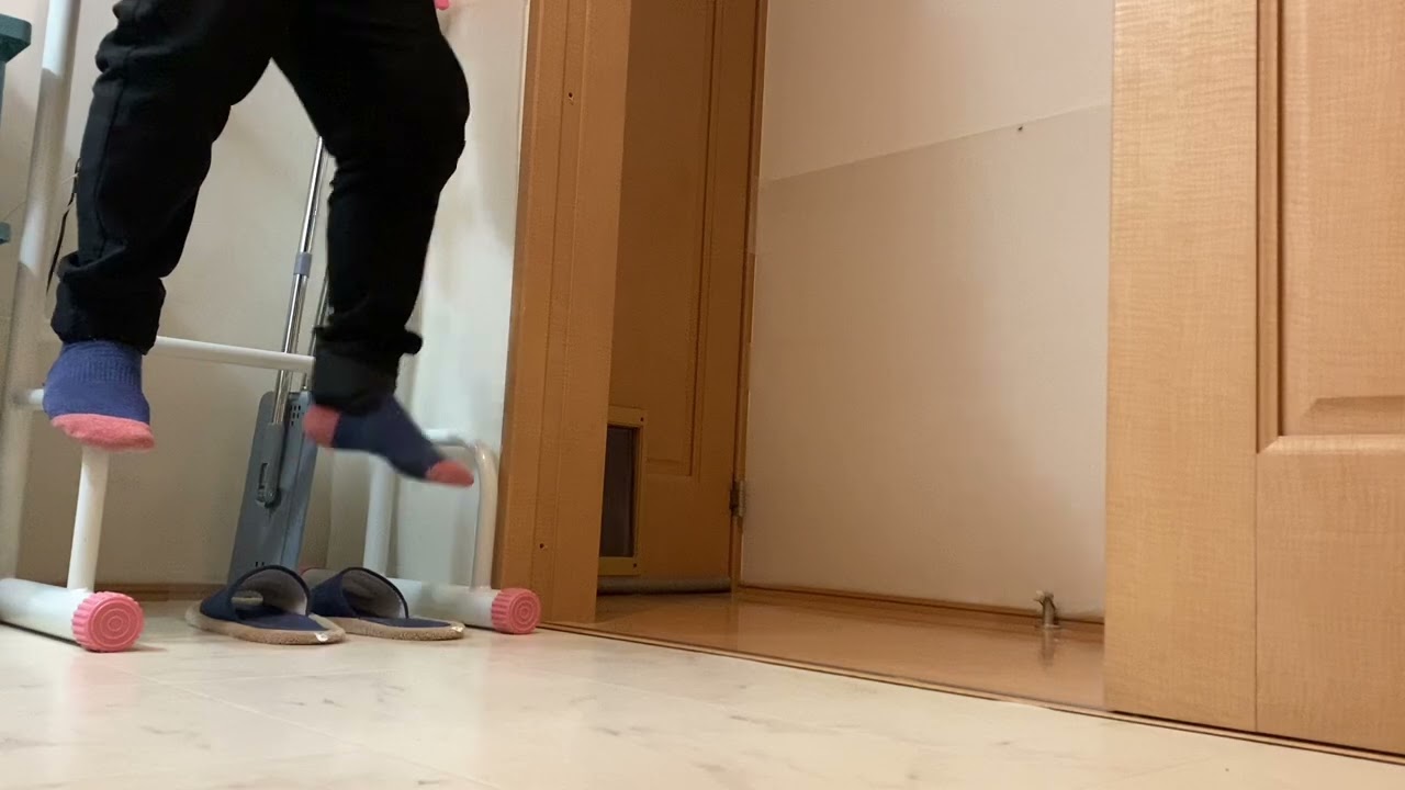 猫と一緒に月間チャレンジ【1293日目】バーピー&ぶら下がり