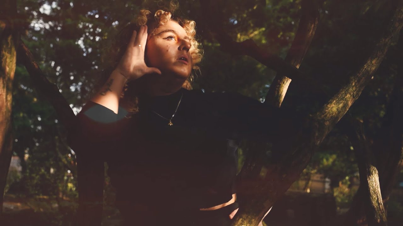 Cutterz & EVABEE - Latchi (Official Music Video)