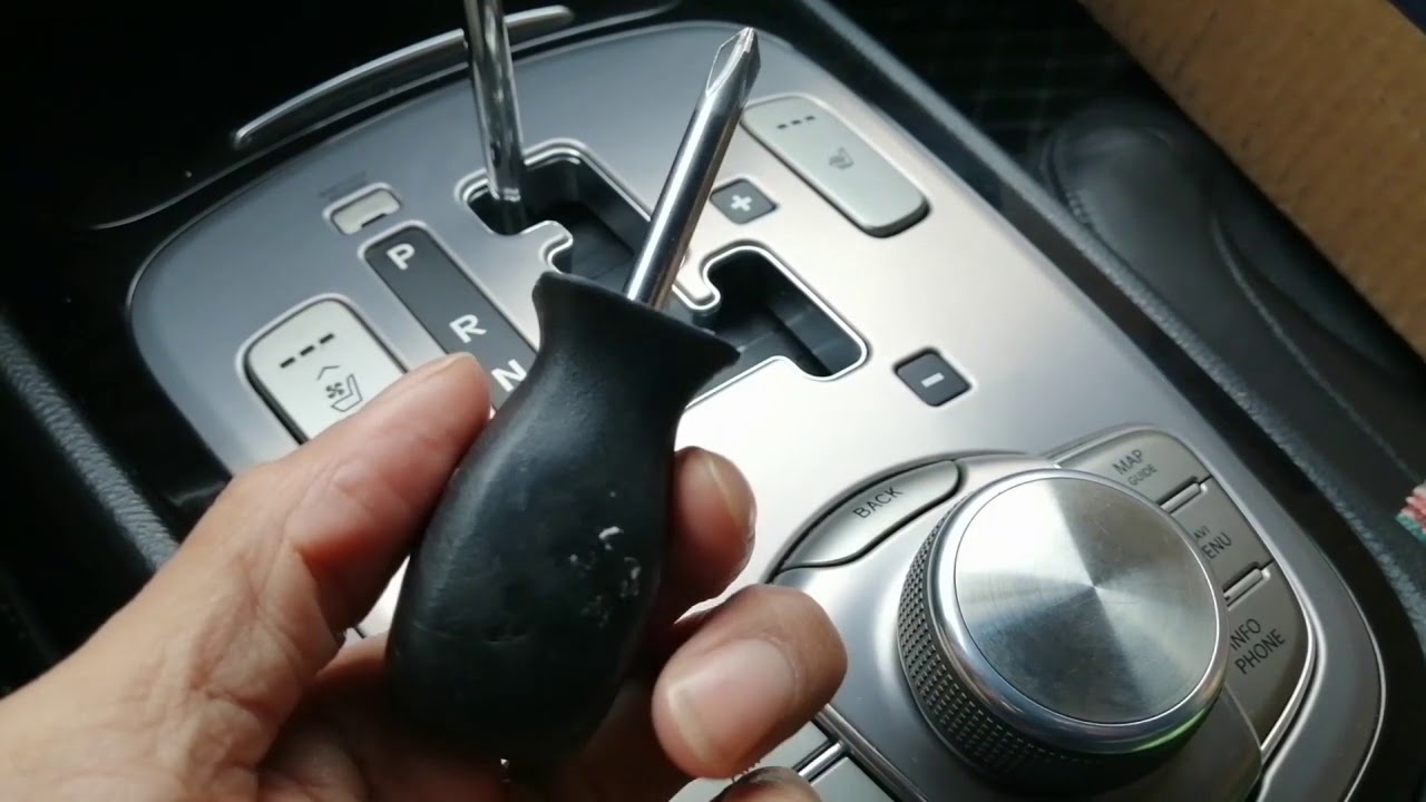 2012 Genesis Sedan 5.0 Rspec DIS knob replacement