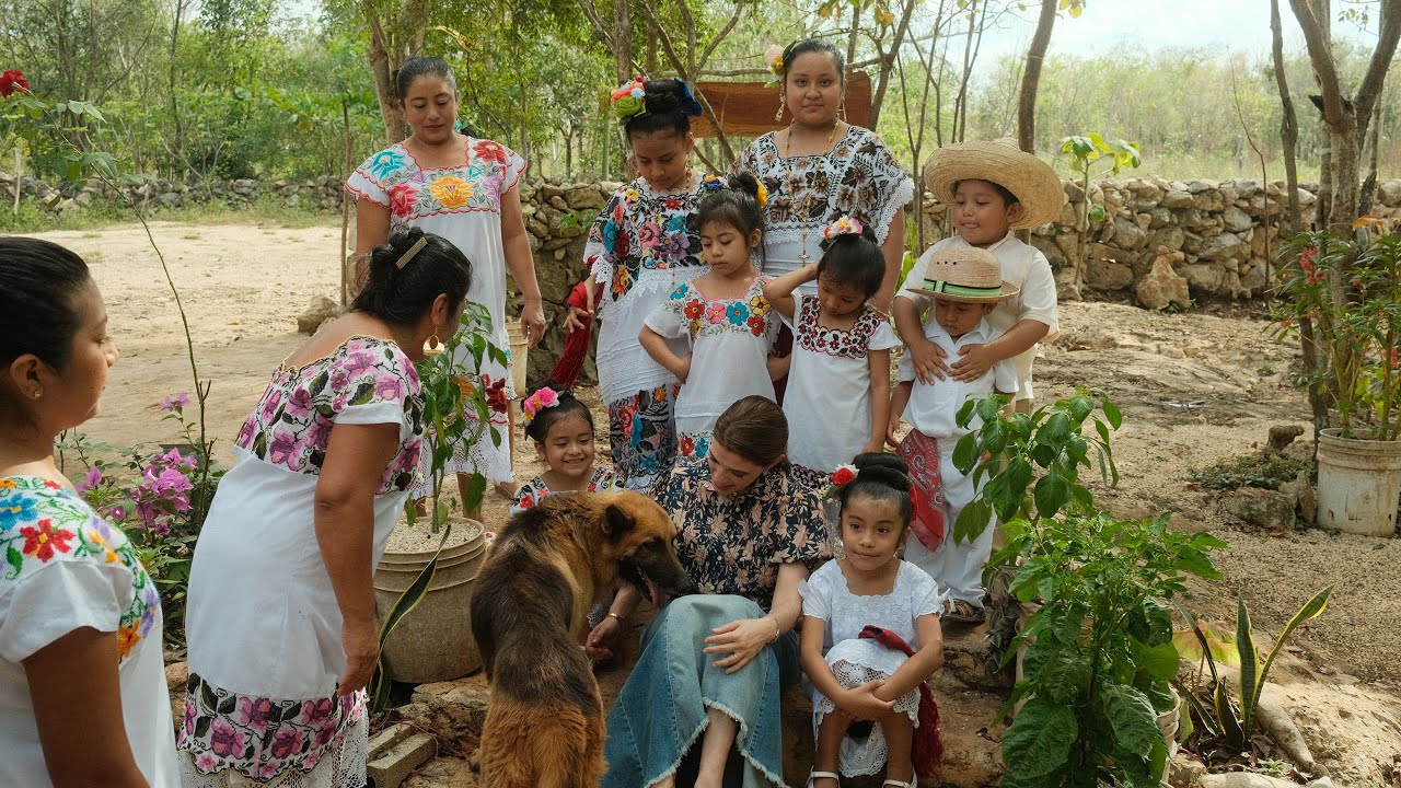 Pati Jinich - Traditional Mayan Cooking at Aldea X-batun