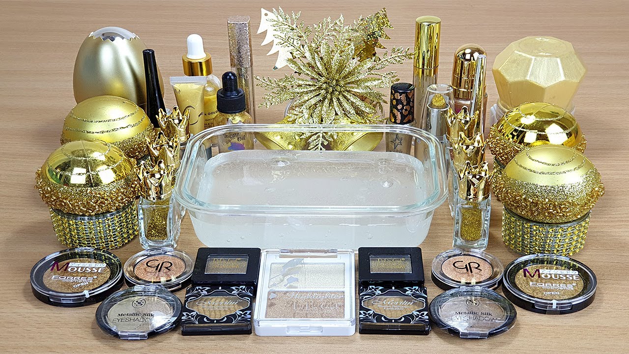 GOLD SLIME Mixing makeup and glitter into Clear Slime Satisfying Slime Videos