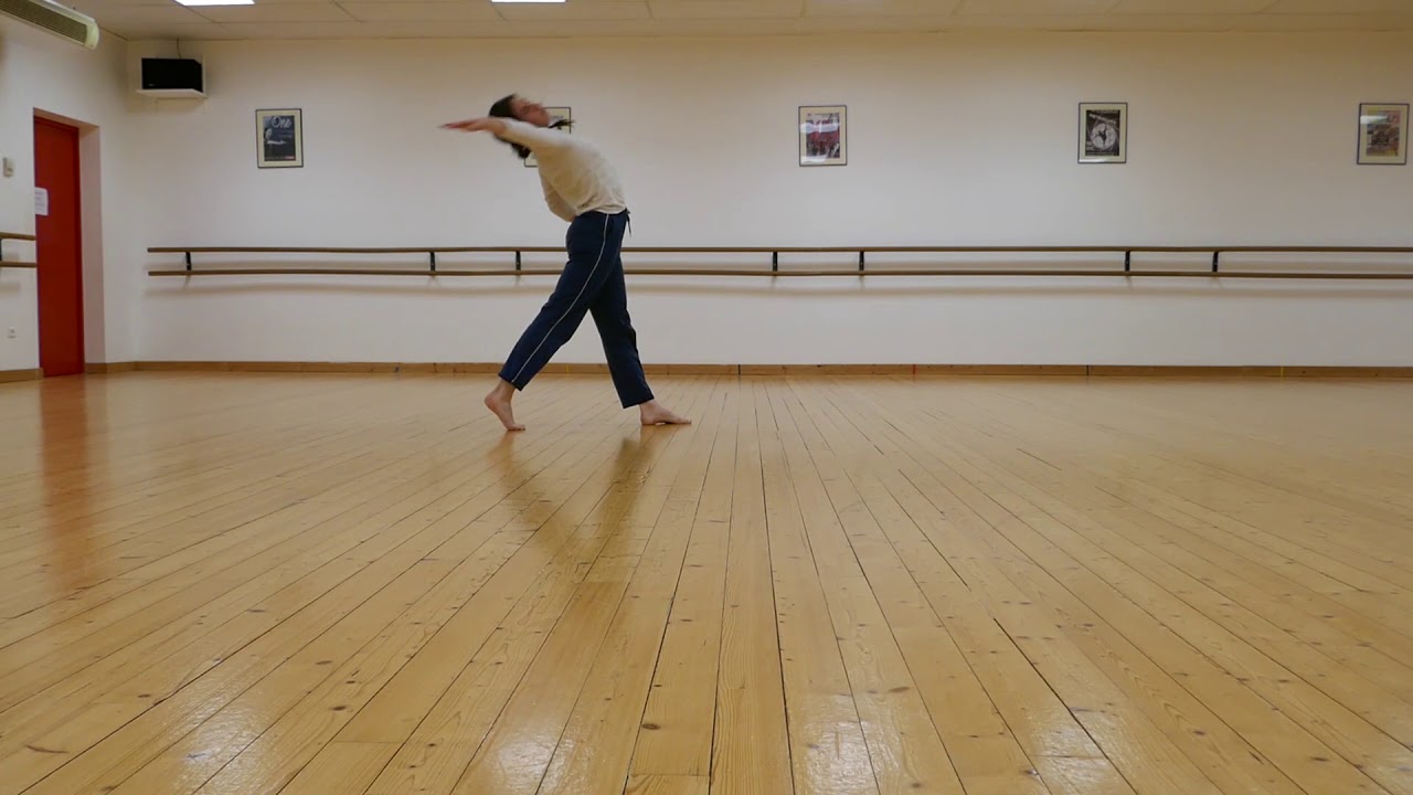 Coline Delgado - A capella improvisation