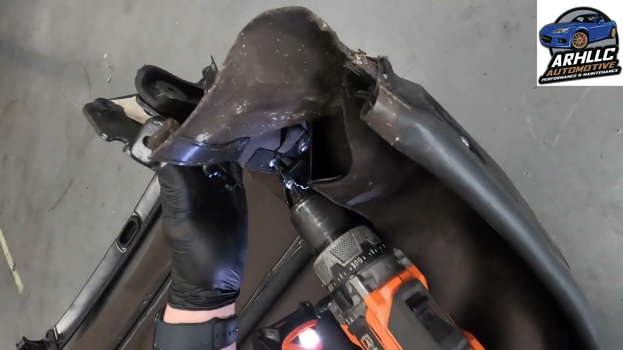 NA Miata soft top install POV