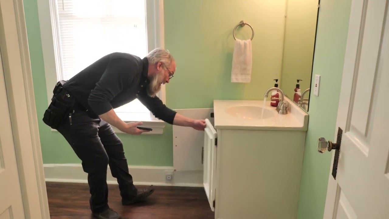Buying a House? Bathroom Red Flags That Reveal Bigger Problems