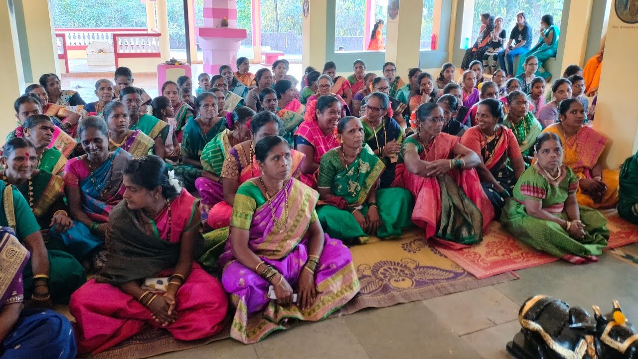 मकर संक्रांती निमित्त गांगेश्वर मंदिरात हळदी कुंकू समारंभ पार पडला ll #आपलं_कोकण🏝️ #viral #trending 