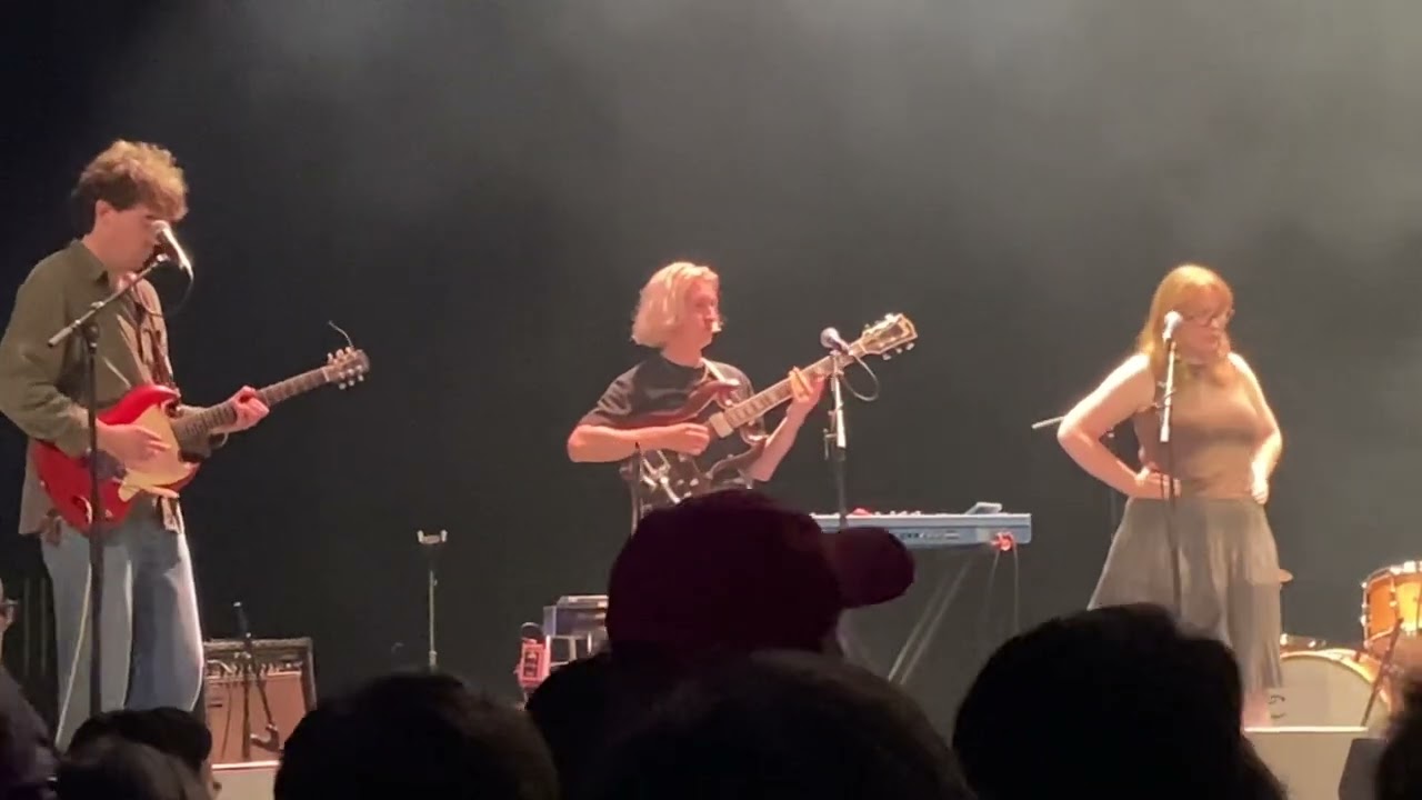 Good Morning - Baby Steps (Live at the Forum Theatre)