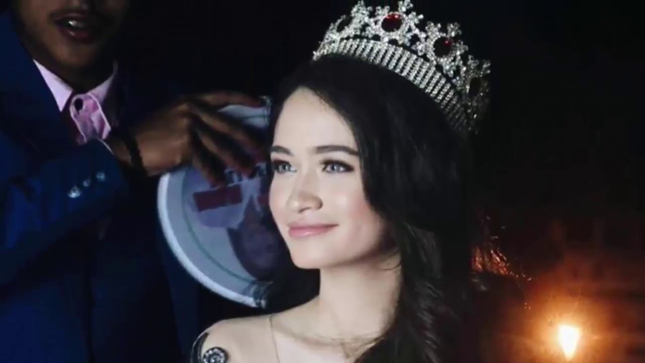 Sunshine Cruz's daughter, Angelina is the beauty queen when she joins