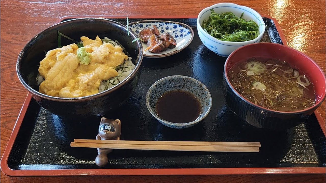 ムラカミヤの無添加生ウニ丼(知内町 小谷石)