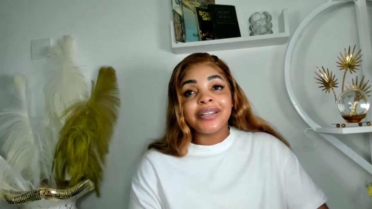 Эта женщина больше не может этого терпеть… Она испытывает сильную боль, потому что…