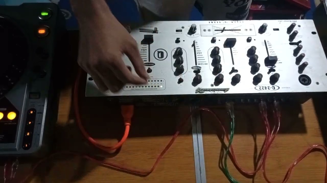 mixer American dj Q 2422 CHANEL BOCOR SEMUA