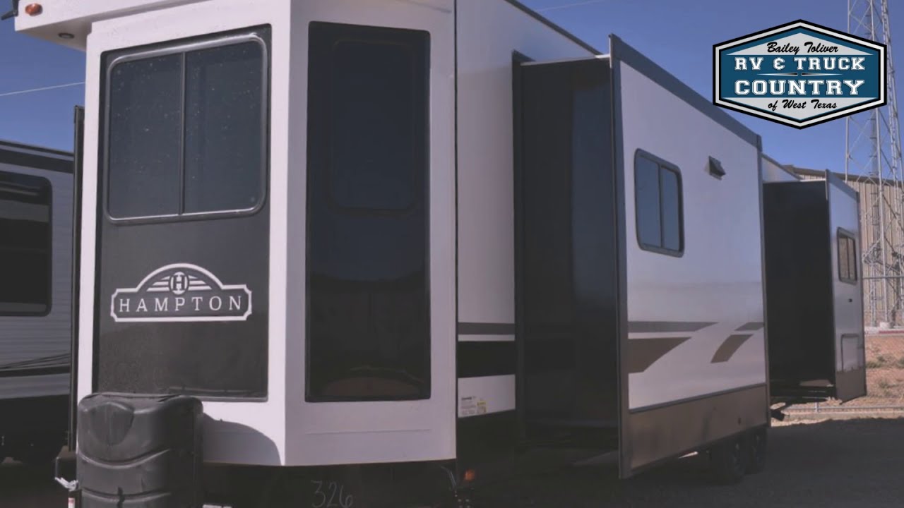 2021 CrossRoads RV Hampton HP372FDB For Sale in Stanton, TX