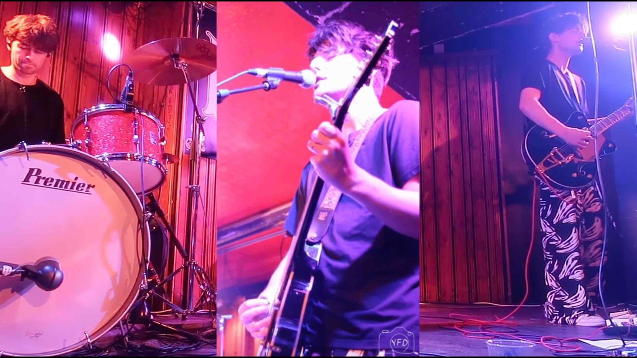 Left Iris - New Room (Live at Whelan's)