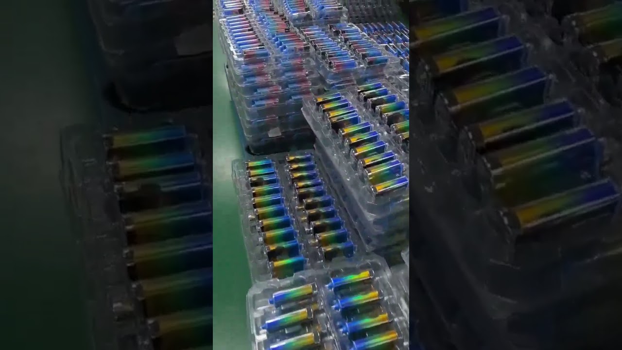 𝐅𝐮𝐦𝐨𝐭 𝐋𝐞𝐨𝐩𝐚𝐫𝐝 𝟒𝟎𝐊