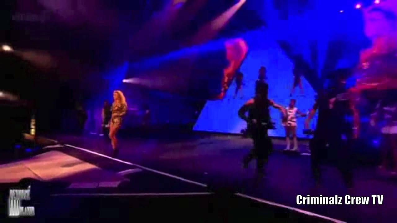CCTV : Les Twins ( Criminalz ) performing with Beyonce
