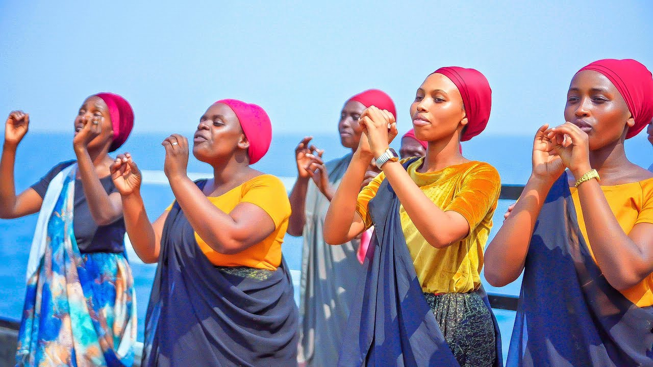 TUZABA MU MUNEZERO UDASHIRA BY CHORALE IJWI RIHERUKA | ITORERO UMURIRO WA PENTECOTE