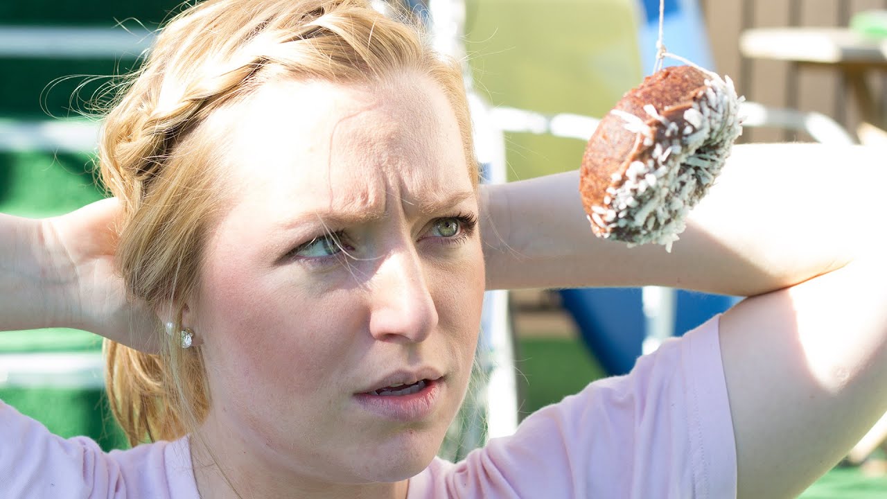 9 Struggles All Hungry Girls Understand