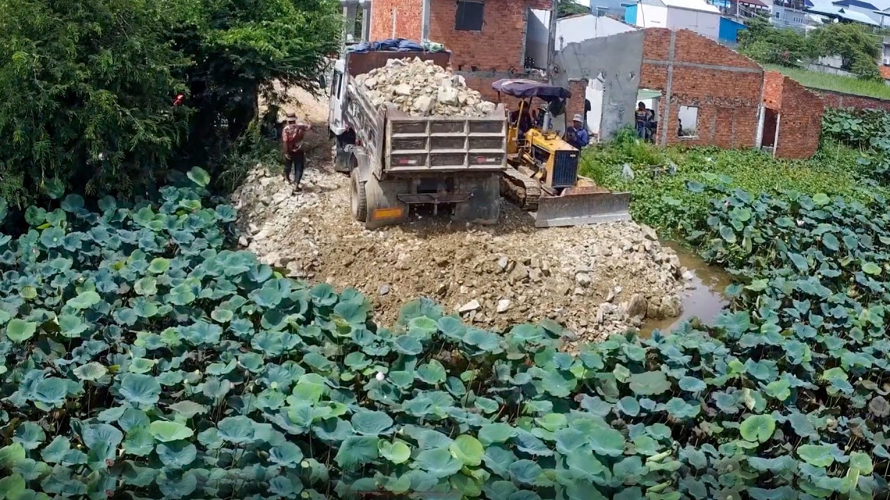 Amazing Project !!​​ Transforming a Landfill Dumping & Dozer in lan