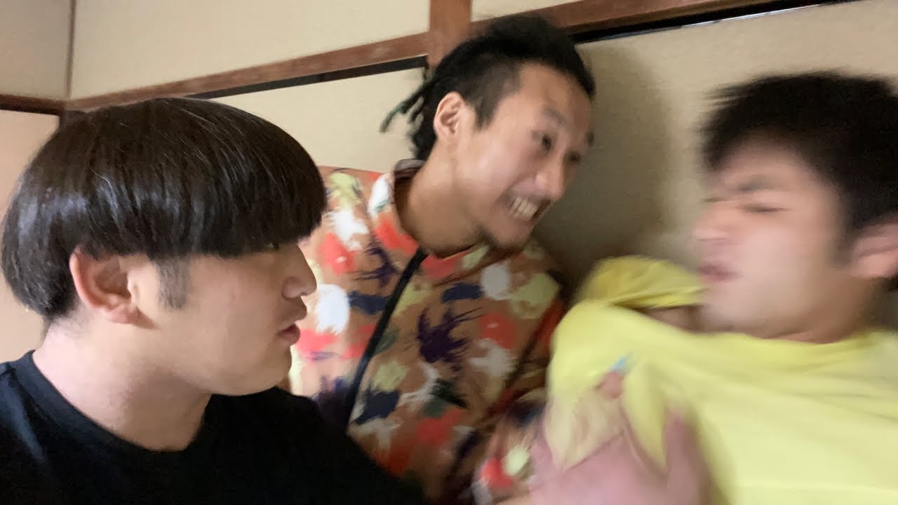 MYとガードマンが手を組んで山ちゃんをボコ◯コにした動画【荒野行動】