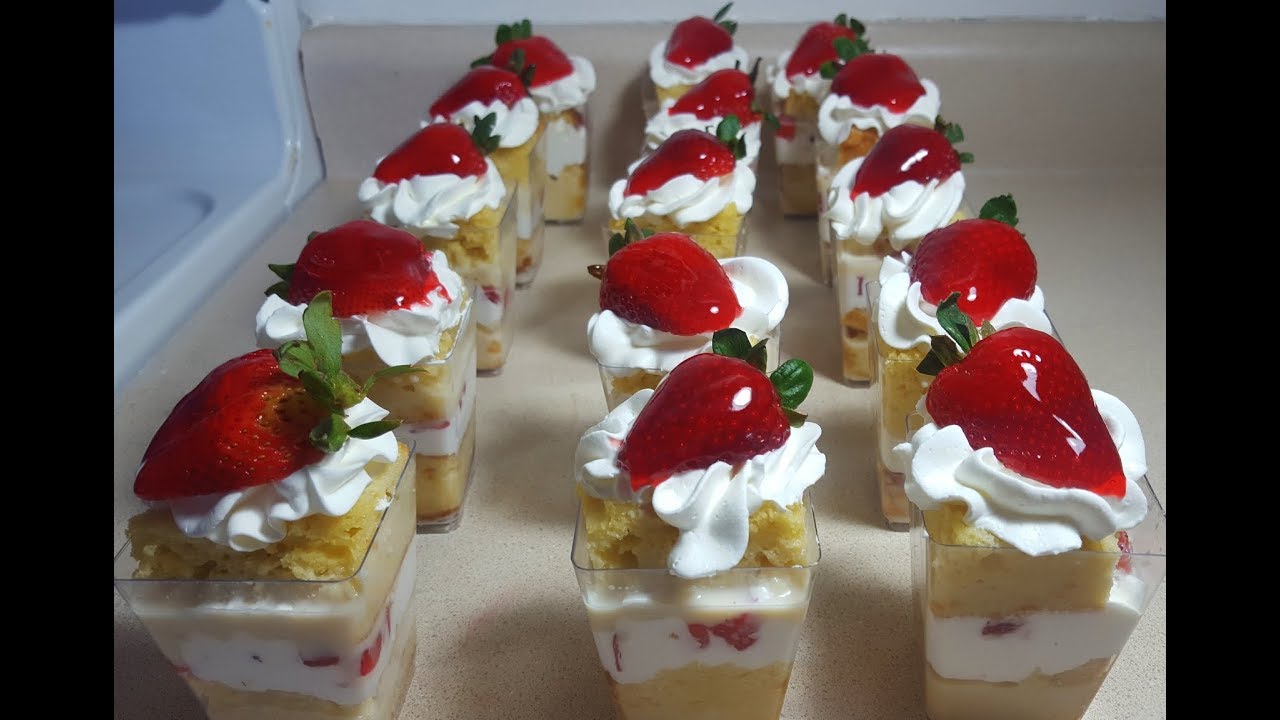 VASITOS DE TRES LECHES PARA NEGOCIO/ Mesa de postres