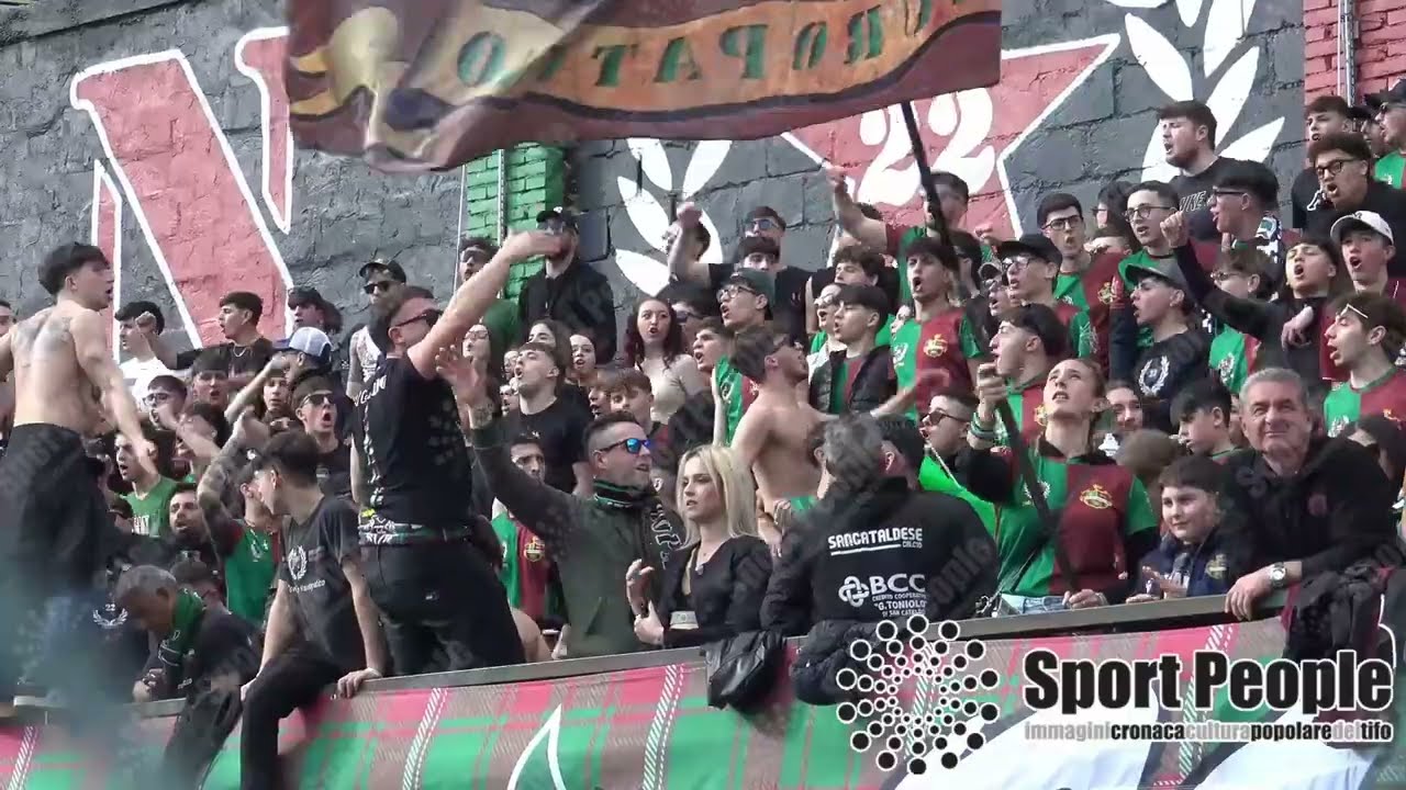 🆚 «Eh Sancataldese ale...»: tifo verdeamaranto nel derby contro la Nissa 2024-25