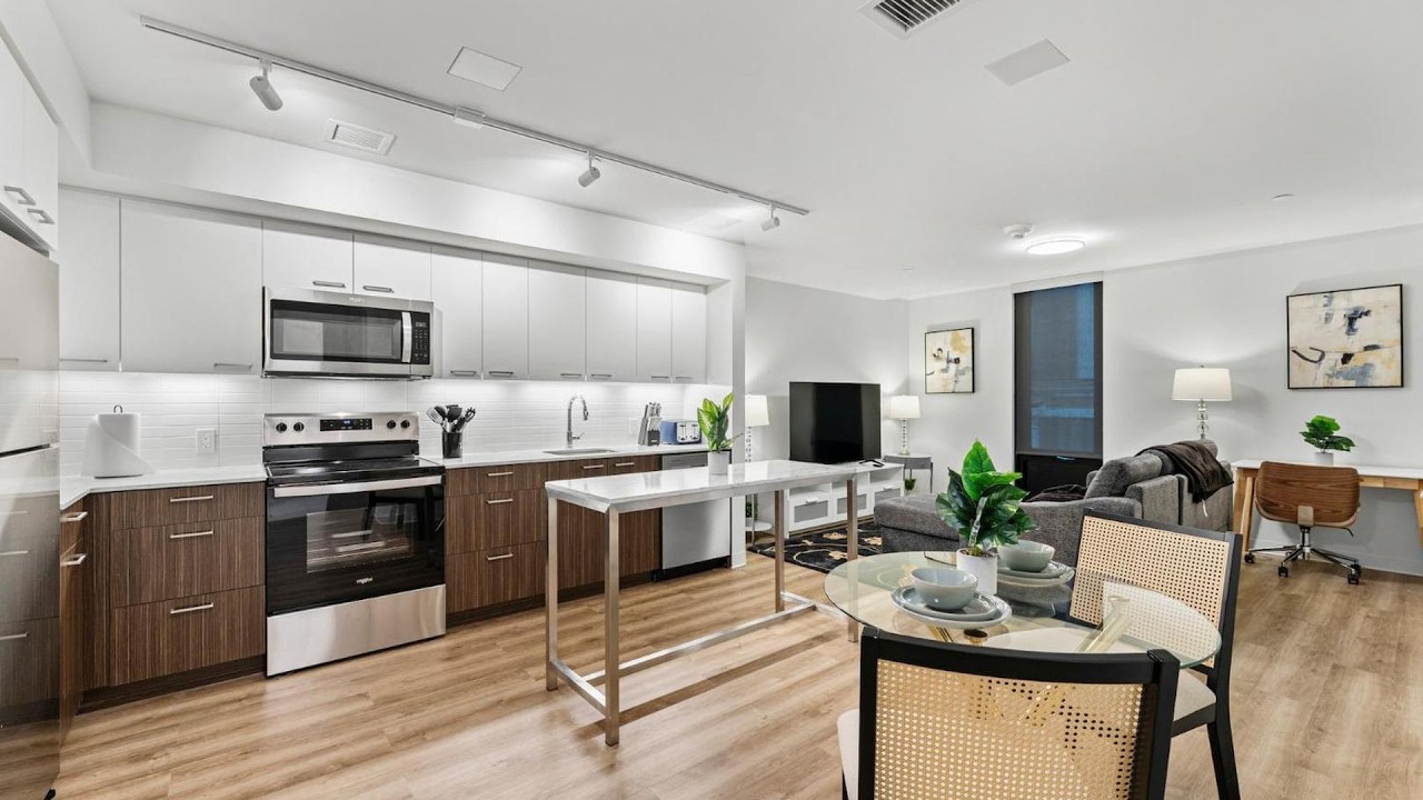 Furnished Luxury Apartment Next to Harvard Stadium | Boston (MA), United States | Hotel Review 🌟