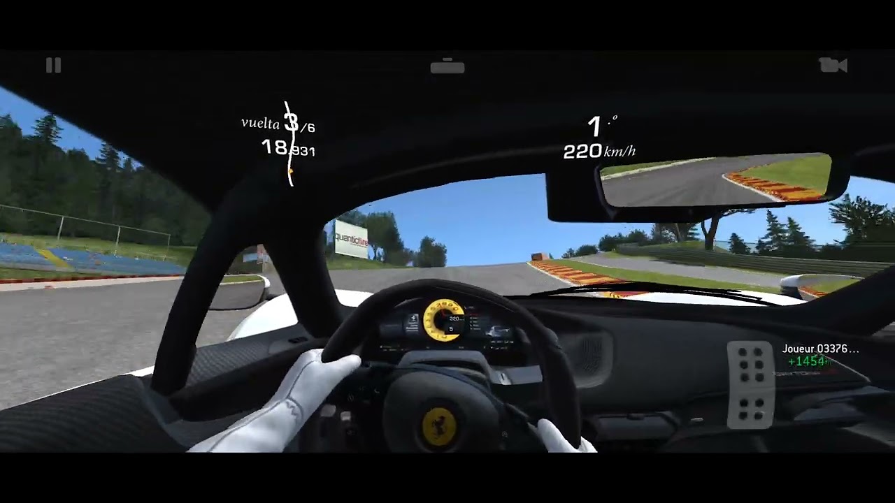 Una carrera de Real Racing 3.