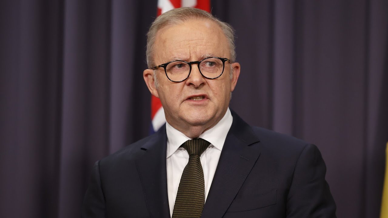 Albanese rejects royal commission into Bondi massacre despite family pleas