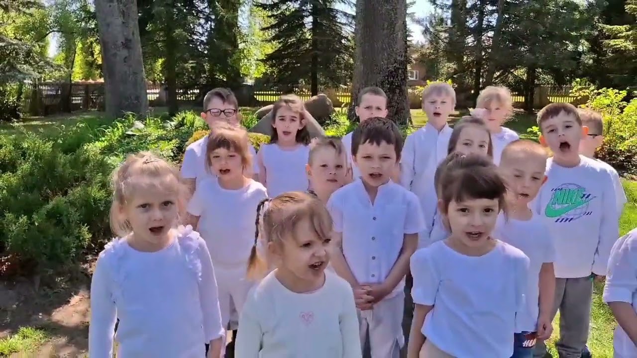 An Angel - Uczniowie Szkoły Podstawowej w Czułczycach